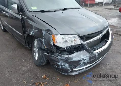2016 Chrysler Town & Country Touring-L Anniversary Edition from USA, damaged, VIN 2C4RC1CG7GR304570
